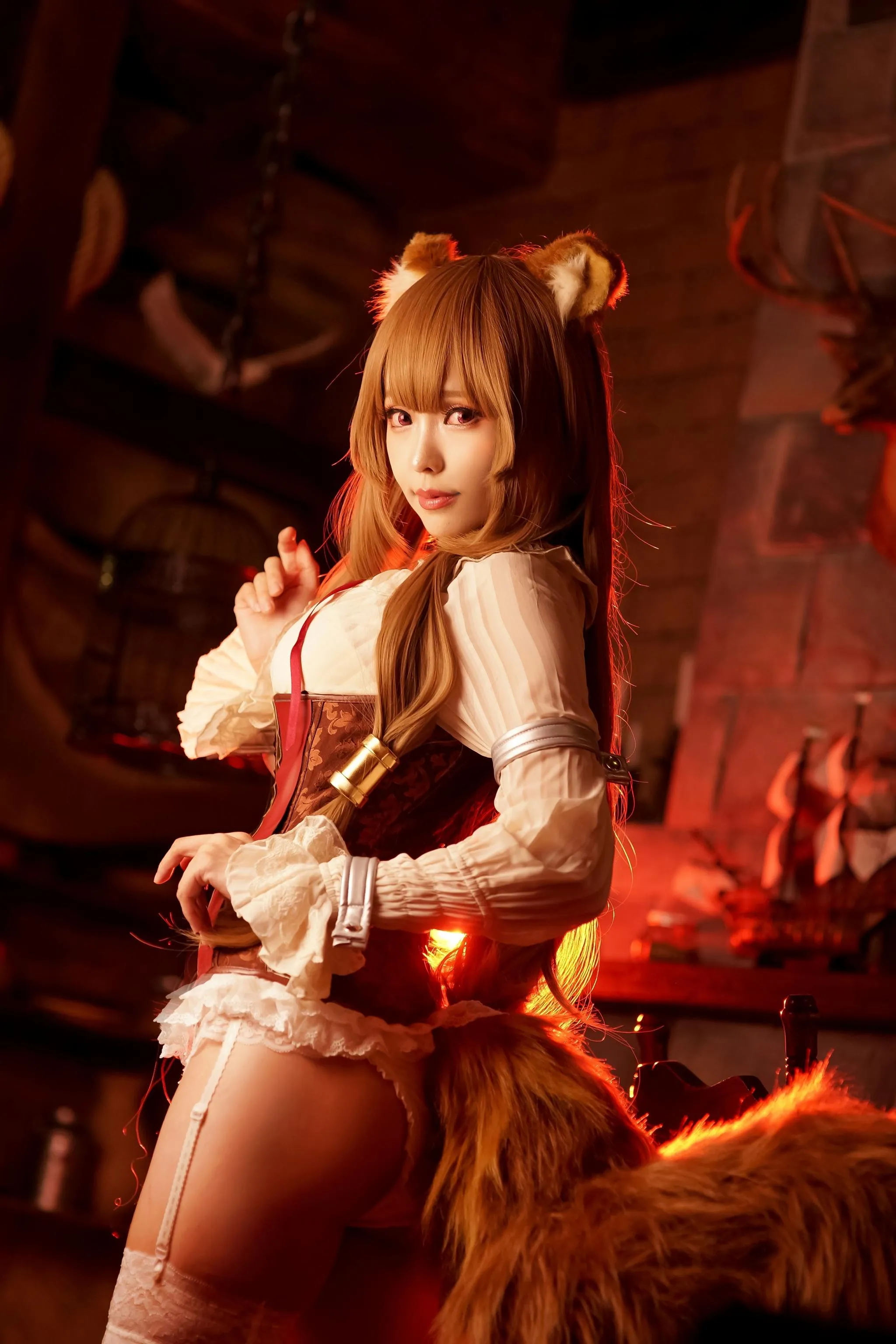 ElyEE子 – NO.53 小浣熊-酒馆 [36P]插图4